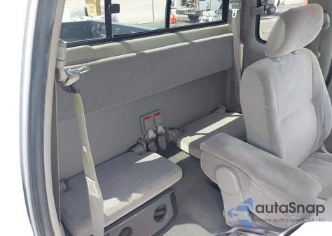 2001 Toyota Tacoma from USA, damaged, VIN 5TEVL52N81Z782889